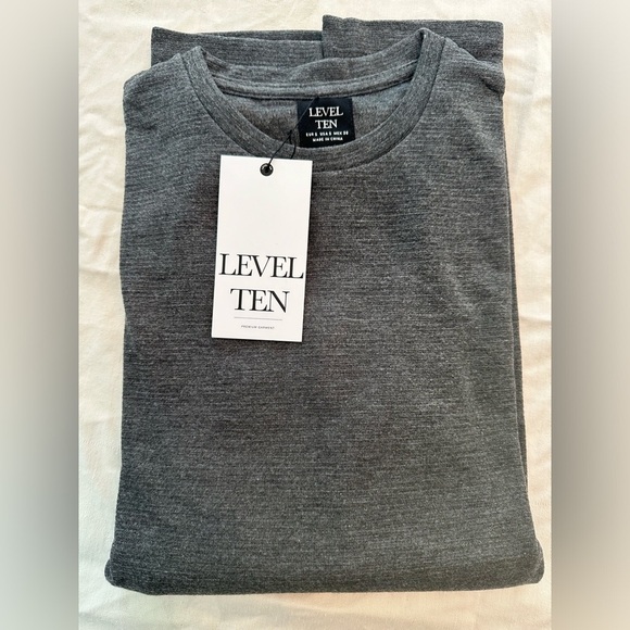 Level Ten Long Sleeve Tee Charcoal Gray Size Small NWT - Picture 5 of 8